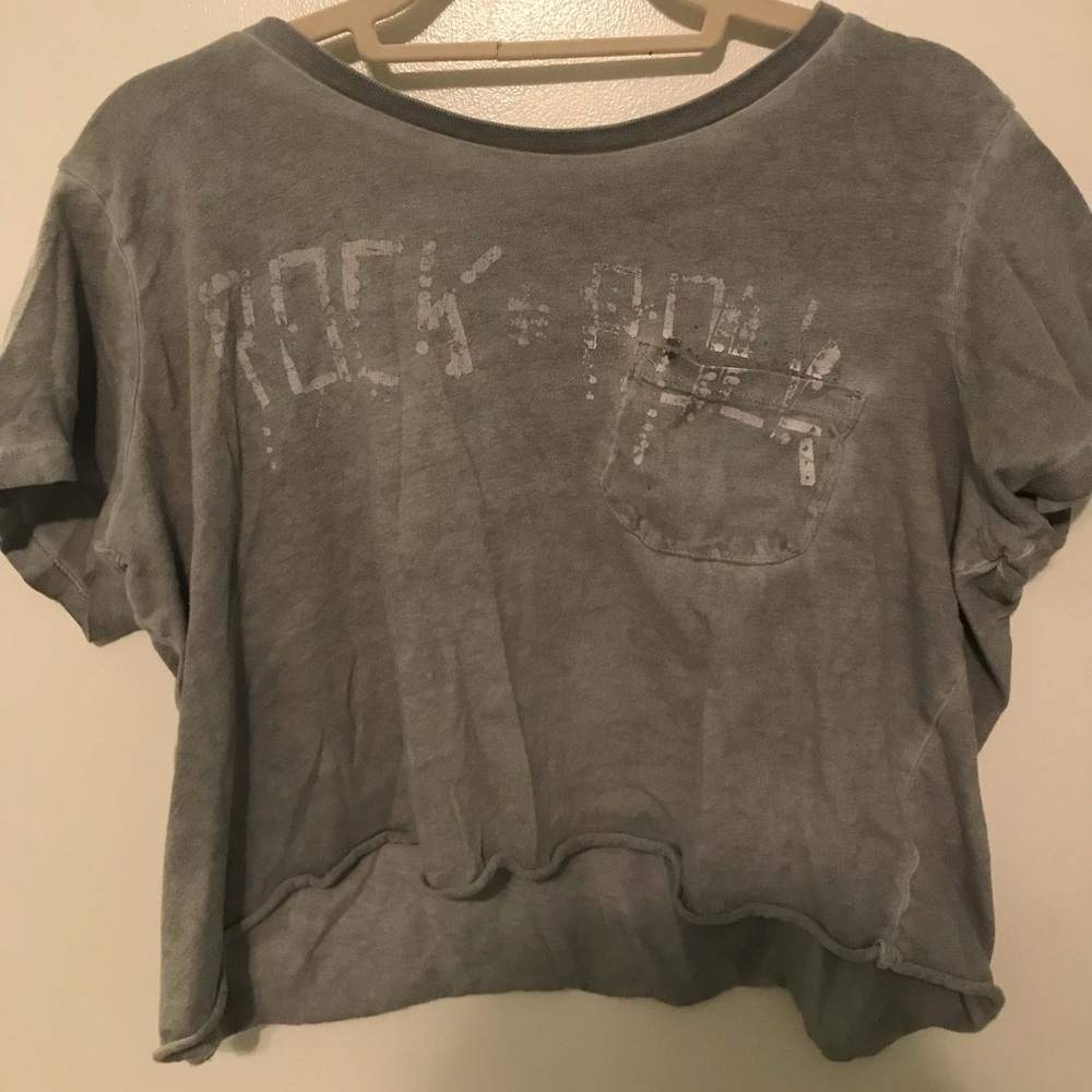 Gray crop top rock n roll short sleeve